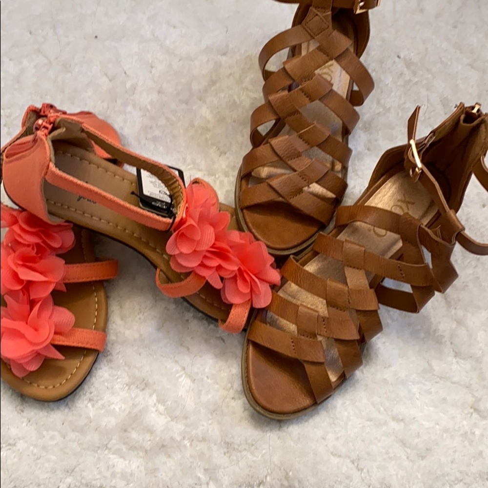 Sandals - Picture 8 of 8